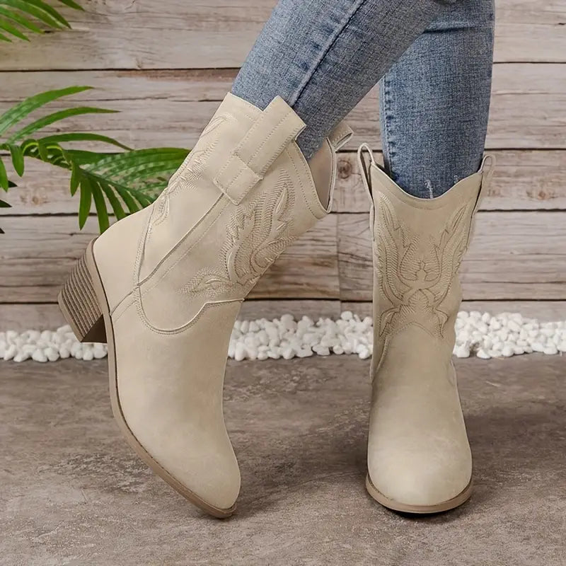 Damen Westernstiefel - Mittelhoher Schaft mit Stickerei