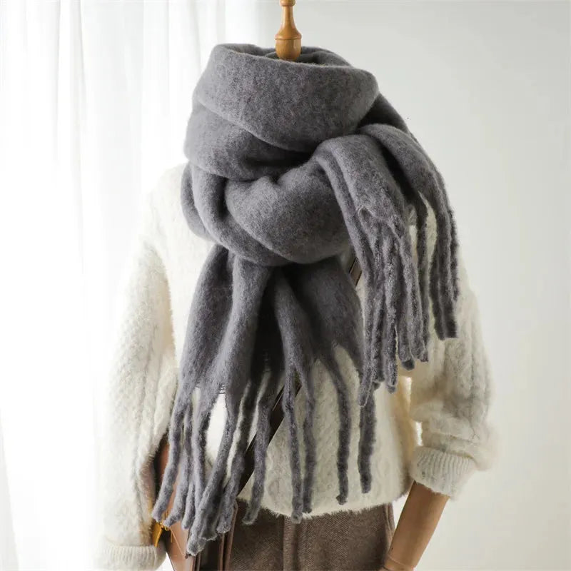 Damen Winterschal - Oversized mit Fransenbesatz